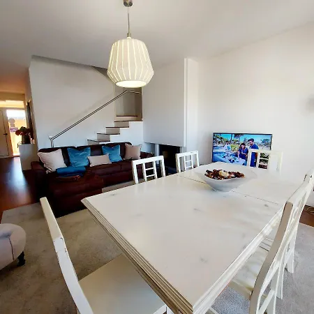 Casa De Luxo Em 펜션 *