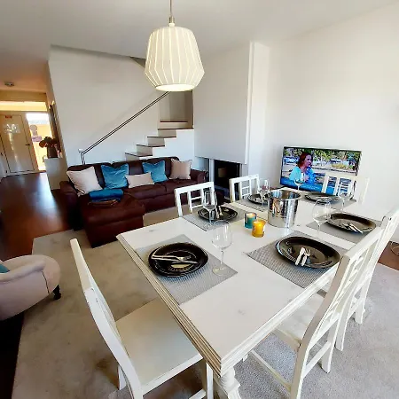 Casa De Luxo Em 펜션 *